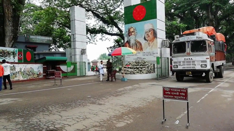 হুমকির মুখে বাংলাদেশ-ভারত সীমান্ত বাণিজ্য