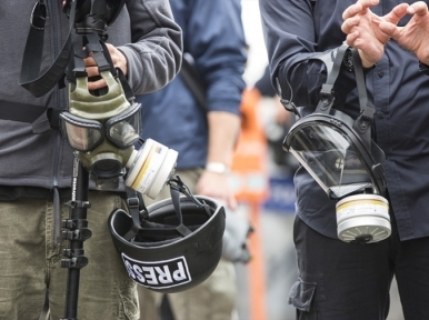 Two journalists tortured for reporting on a coronavirus quarantine centre in Pakistan, probe ordered