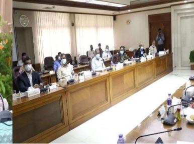 Need to attract youth, encourage them to invest: PM Hasina