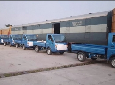 Cargo train carrying 51 mini trucks from India reaches Benapole 