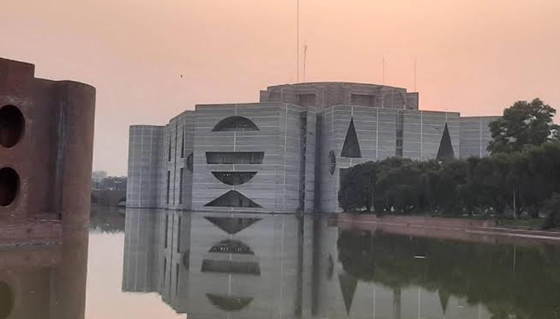 Committee members now demand like Ministers 