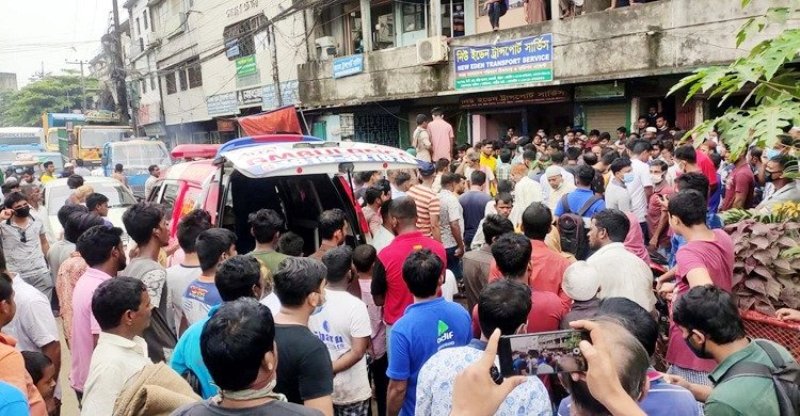 Two killed in Chittagong road accident