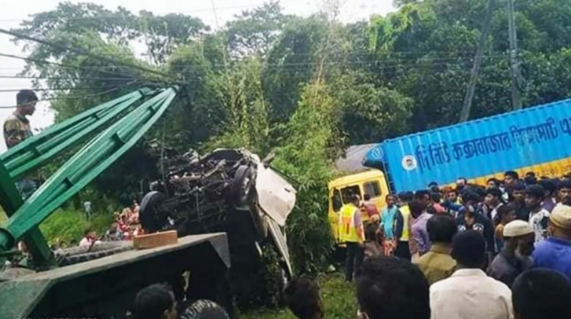 Seven killed as vehicles collide head-on in Cox's Bazar