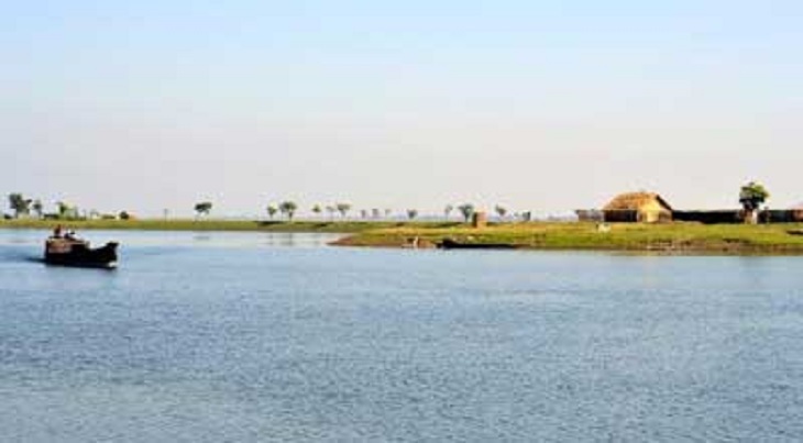 Father-daughter missing in Haor trawler capsize 