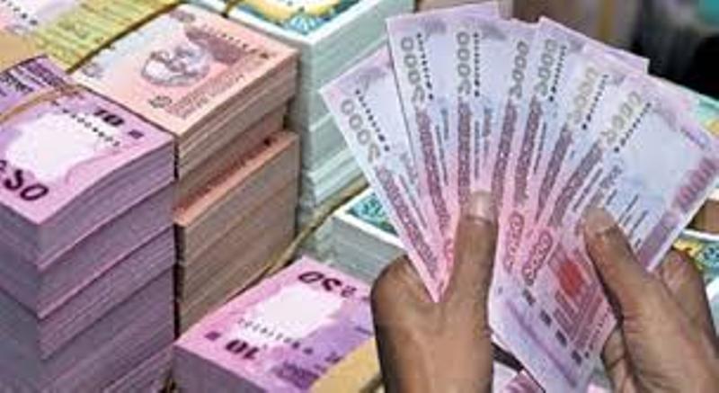 Bangladeshi banks suffer cash shortage amid Covid-19